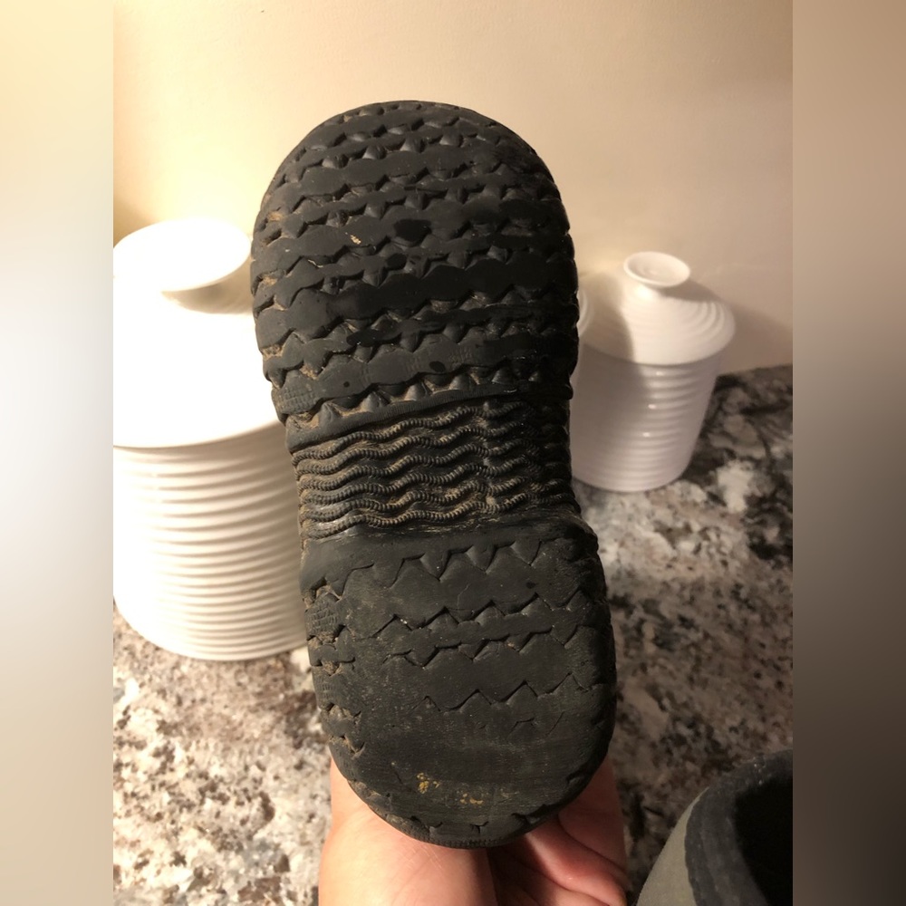 Bogs Size 1 - Picture 5 of 8